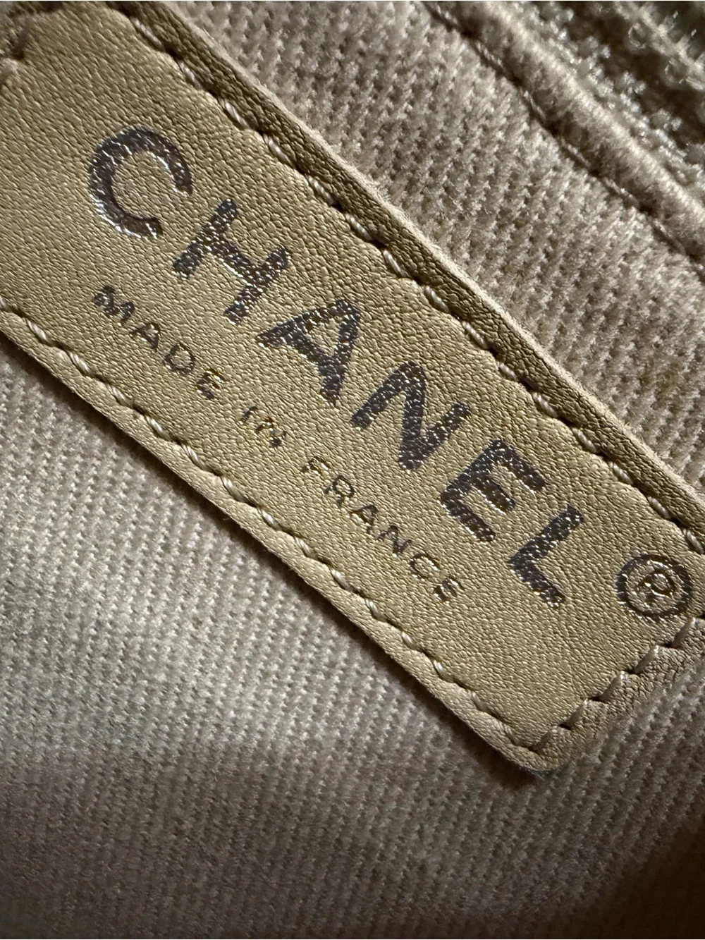 CHANEL Quilted Shoulder Bag in Teal